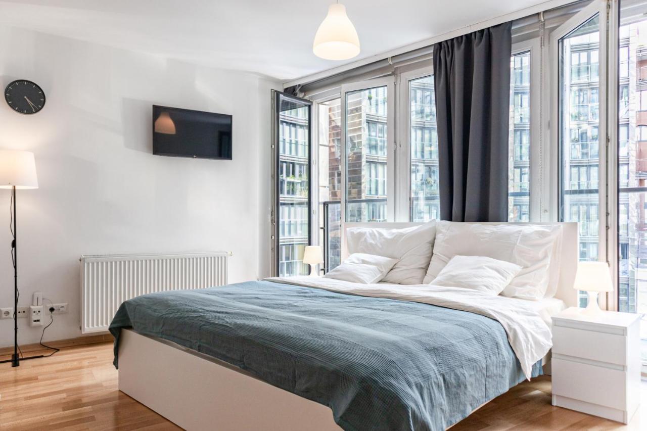 Gasometer Apartment - Designer Building With Amazing View Wien Eksteriør bilde
