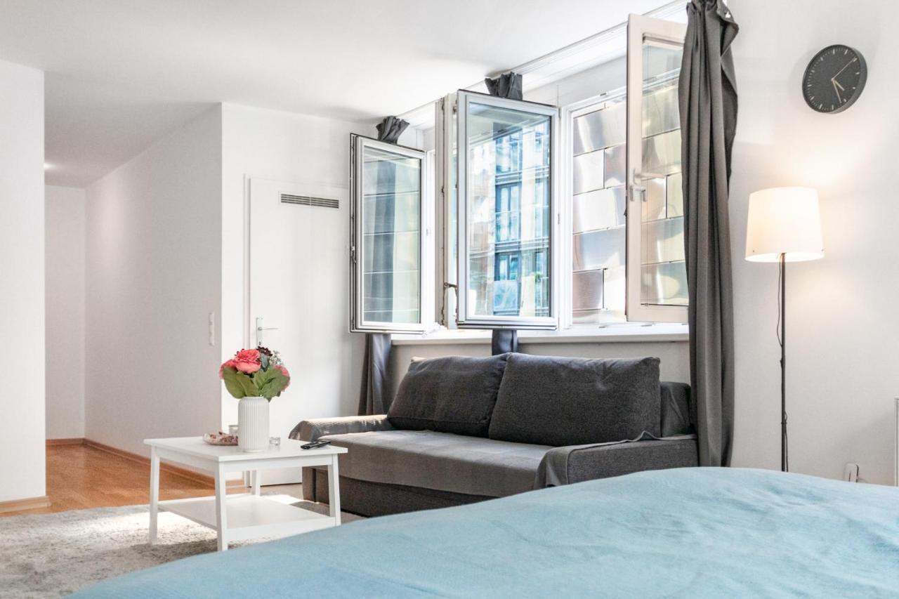 Gasometer Apartment - Designer Building With Amazing View Wien Eksteriør bilde