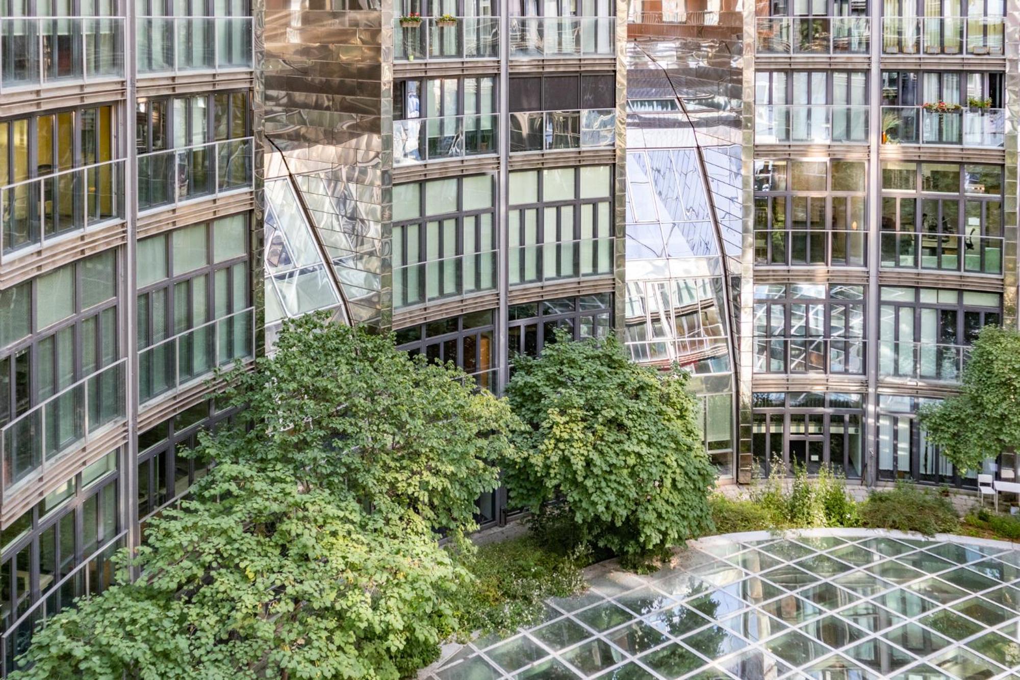 Gasometer Apartment - Designer Building With Amazing View Wien Eksteriør bilde